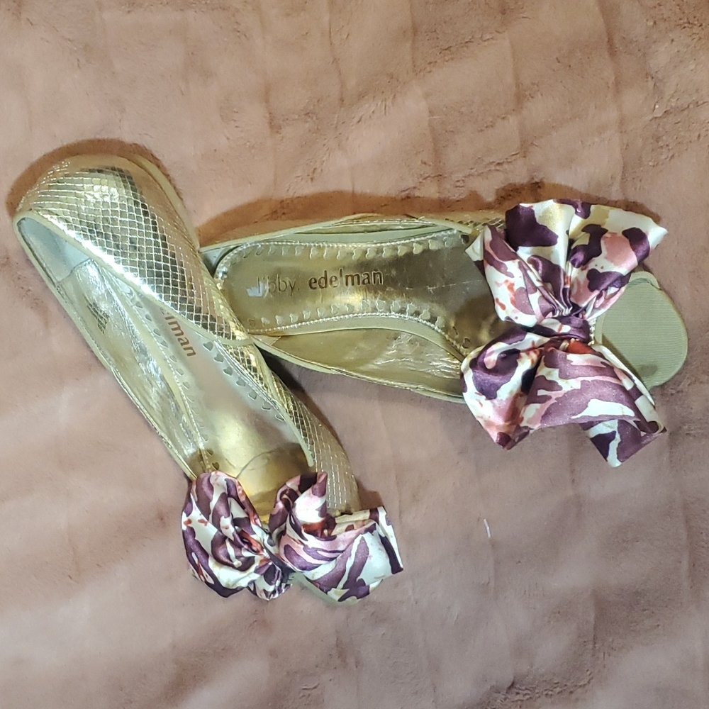 libby. edelman Gold Flats with Bow